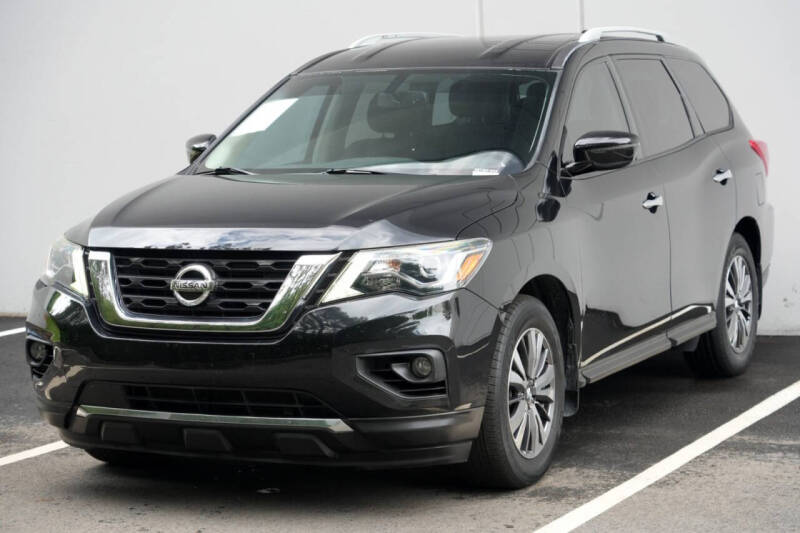 2019 Nissan Pathfinder SV