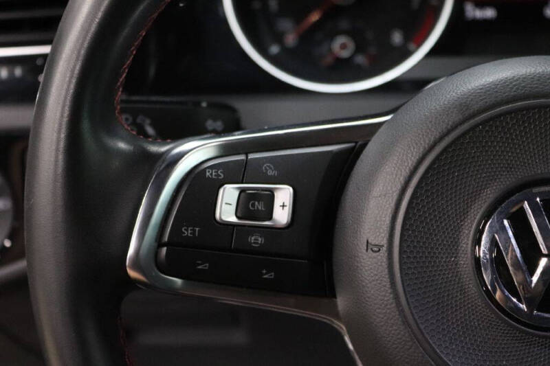 2019 Volkswagen Golf GTI S