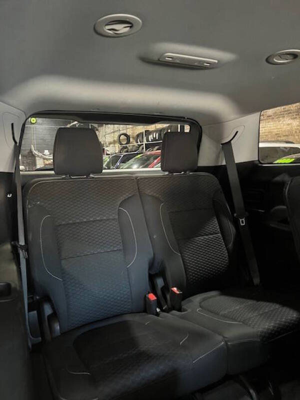 2018 GMC Acadia SLE-2