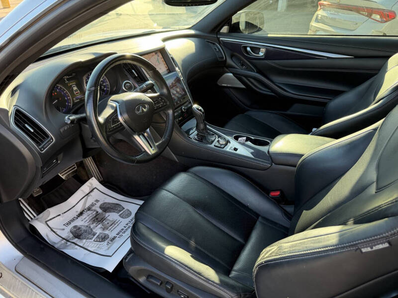 2017 Infiniti Q60 Red Sport 400