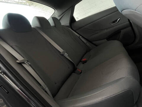 2021 Hyundai Elantra