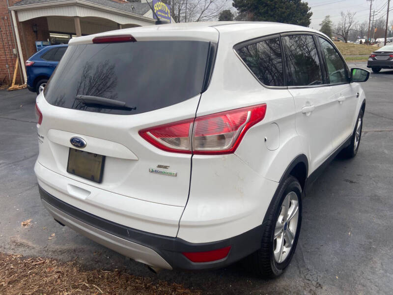 2015 Ford Escape SE