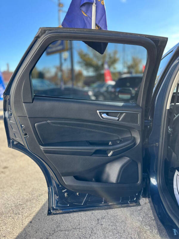 2017 Ford Edge Titanium