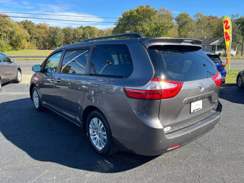 2017 Toyota Sienna