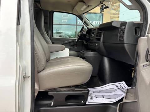 2017 Chevrolet Express 2500