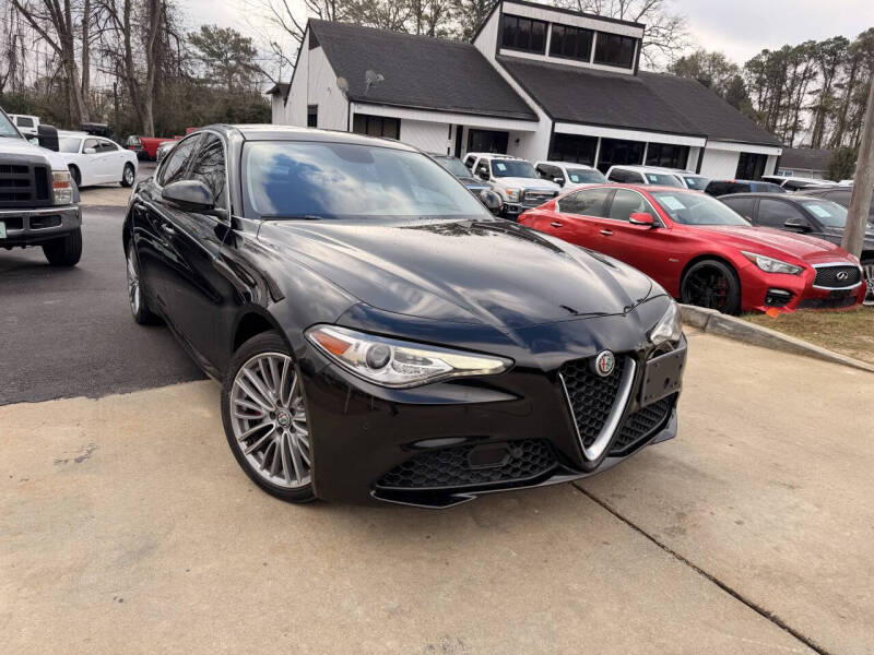 2018 Alfa Romeo Giulia Ti Lusso's photo