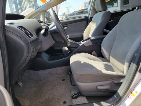 2015 Toyota Prius Two