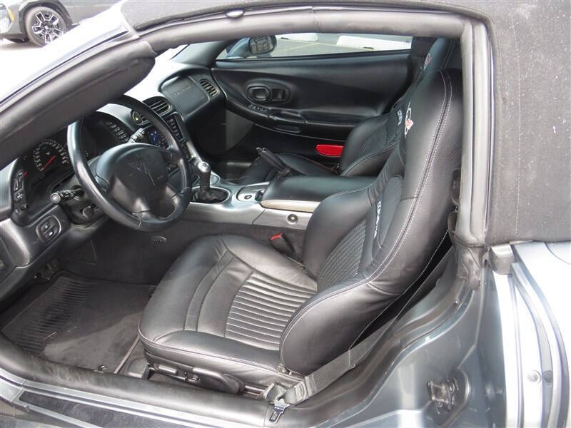 2004 Chevrolet Corvette
