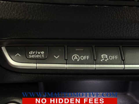 2022 Audi Q5 quattro Premium 40 TFSI