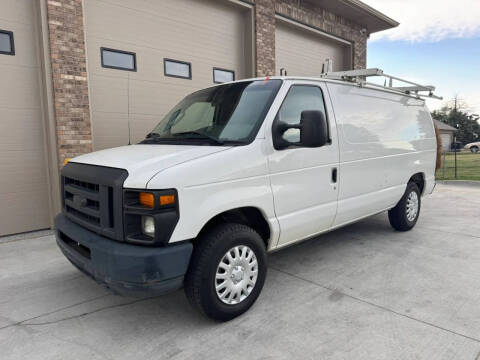 2014 Ford E-Series E-150