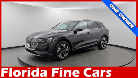 2022 Audi e-tron