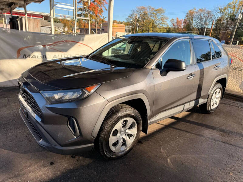 2022 Toyota RAV4 LE