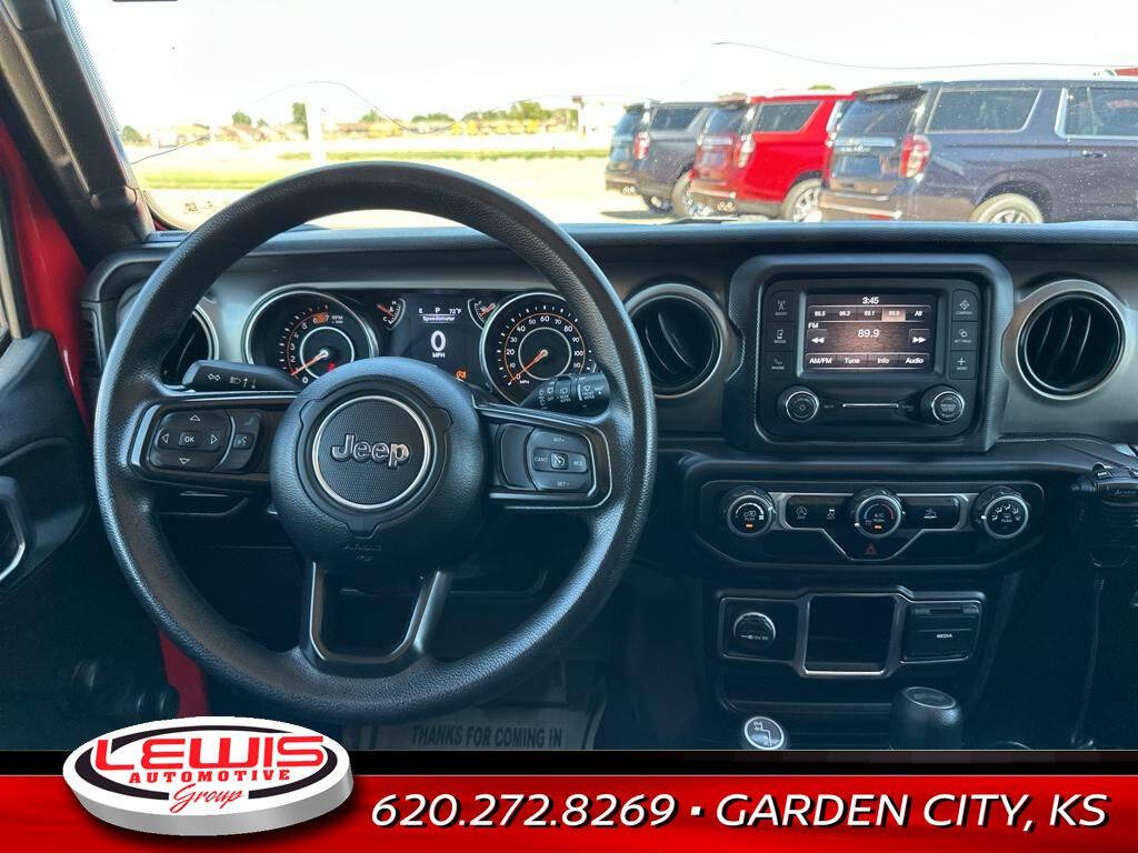 2021 Jeep Wrangler Unlimited for sale at Lewis Chevrolet of Garden City in Garden City, KS