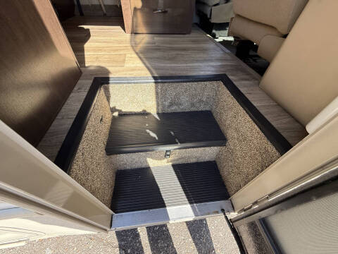 2019 Ford FOUR WINDS THOR 22E