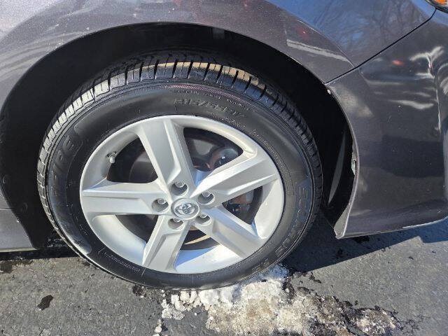 2014 Toyota Camry SE