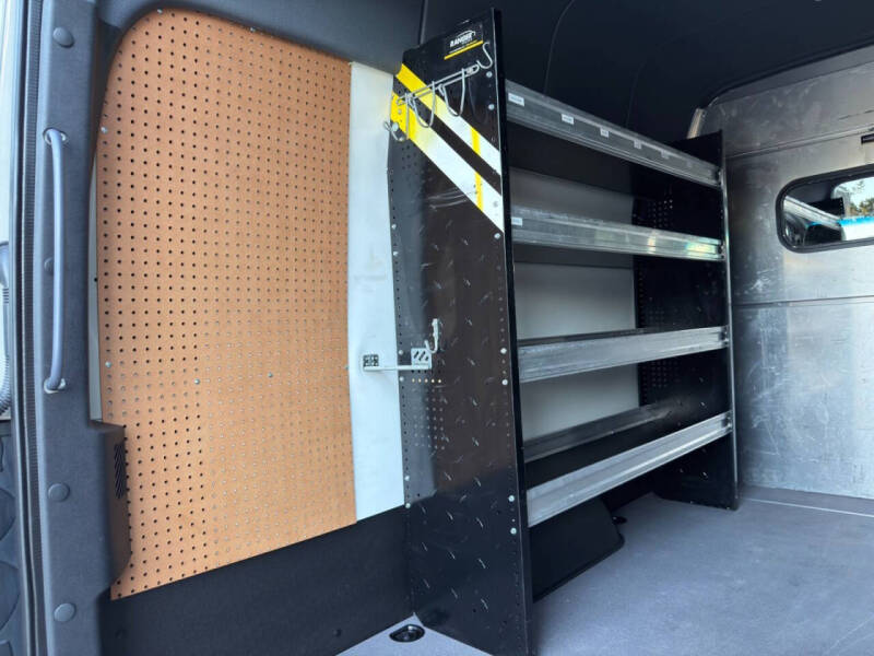 2023 Mercedes-Benz Sprinter 2500