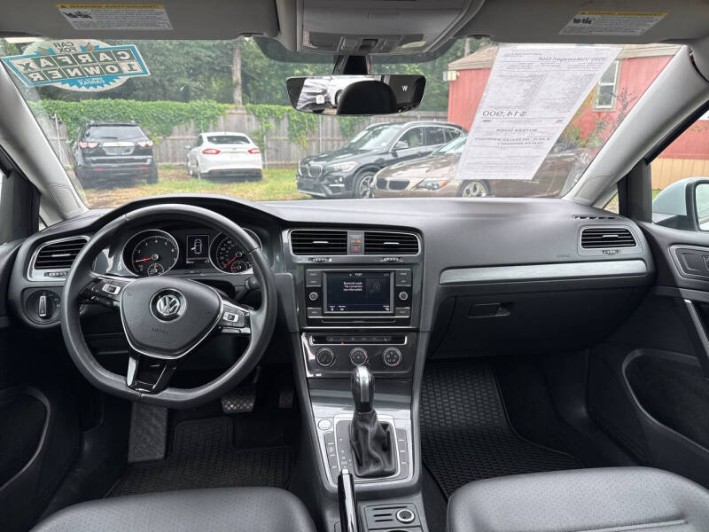 2020 Volkswagen Golf TSI