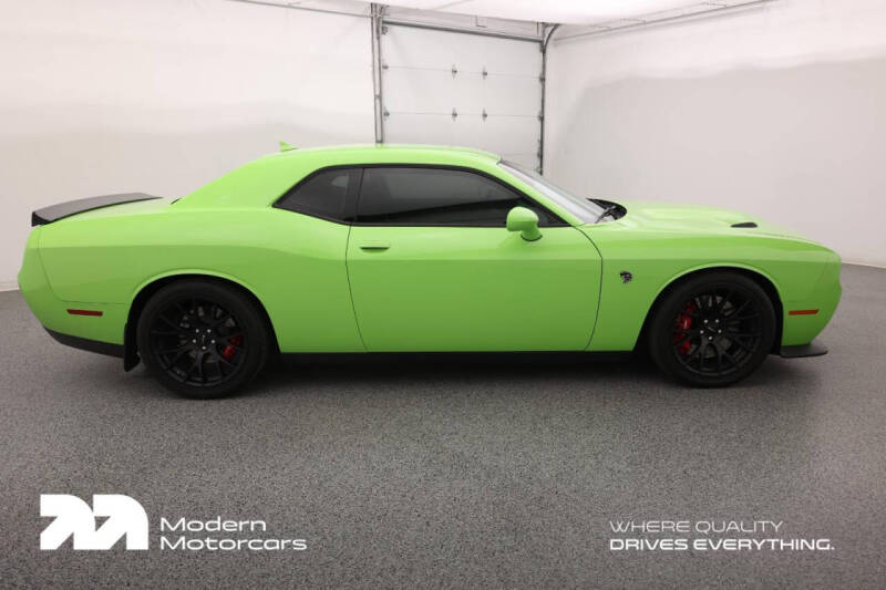 2015 Dodge Challenger SRT Hellcat