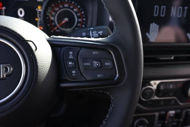 2025 Jeep Gladiator Willys