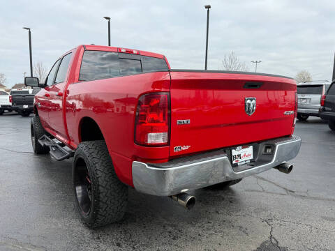 2017 RAM 1500 SLT