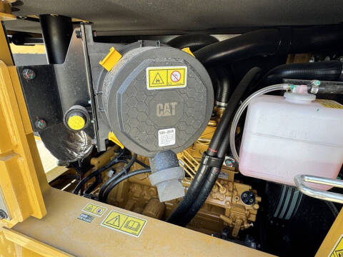 2025 Caterpillar 305.5 E2 CR