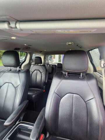 2020 Chrysler Pacifica Touring L Plus