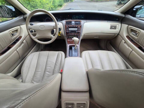2000 Toyota Avalon XLS