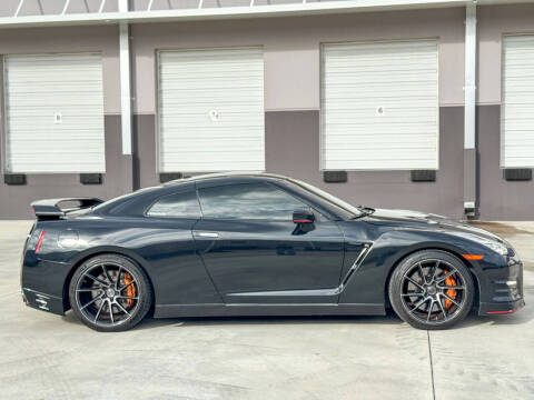 2016 Nissan GT-R Premium