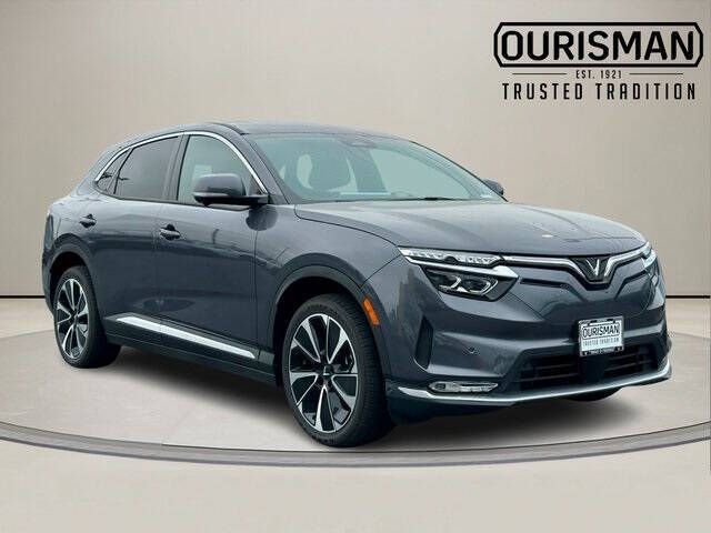 2025 VinFast VF8 Plus