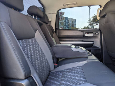 2019 Toyota Tundra SR5