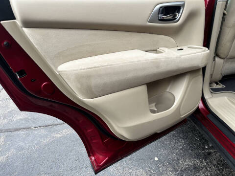 2015 Nissan Pathfinder S