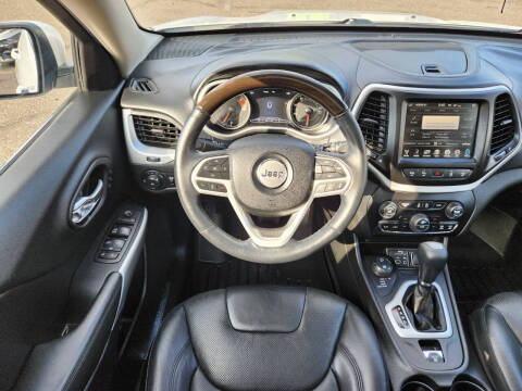 2017 Jeep Cherokee Overland