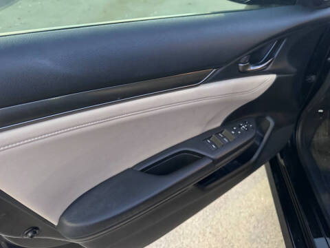 2018 Honda Civic EX-L w/Navi