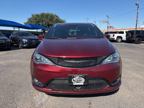 2020 Chrysler Pacifica Touring
