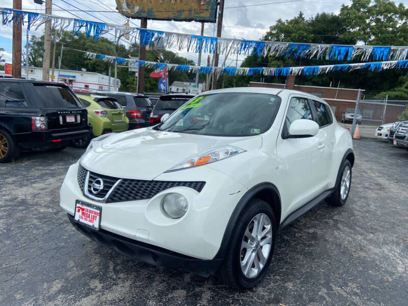 2013 Nissan JUKE for sale at Six Brothers Mega Lot in Youngstown OH