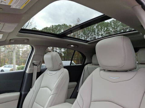 2023 Cadillac XT4 Premium Luxury