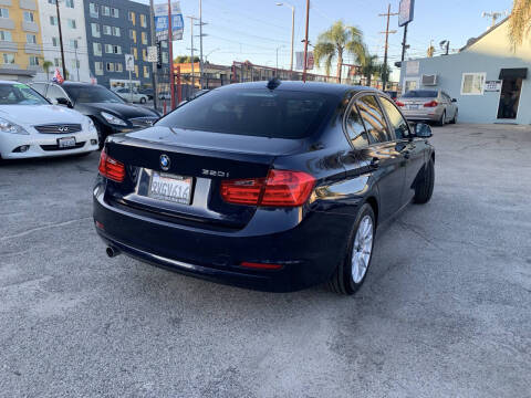 2014 BMW 3 Series 320i