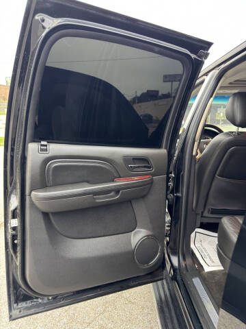 2014 Cadillac Escalade ESV Luxury