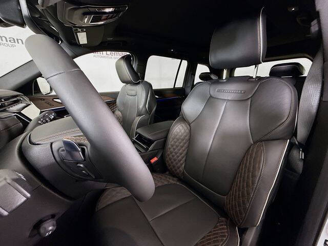 2025 Jeep Grand Cherokee Summit