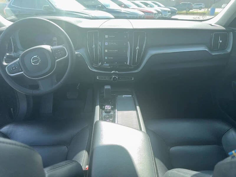 2023 Volvo XC60 B5 Core