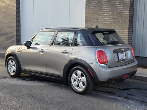 2017 MINI Hardtop 4 Door Cooper