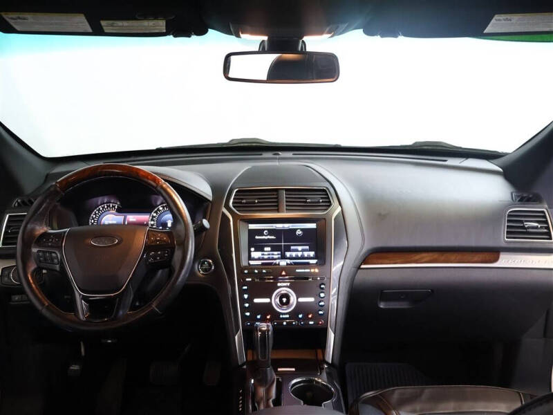 2016 Ford Explorer Platinum