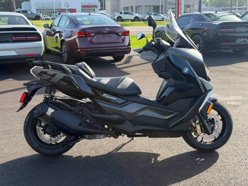 2022 BMW C 400