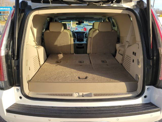 2018 Cadillac Escalade Luxury