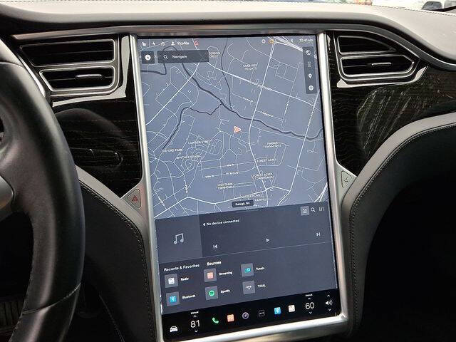 2017 Tesla Model S 90D