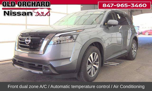 2024 Nissan Pathfinder SL
