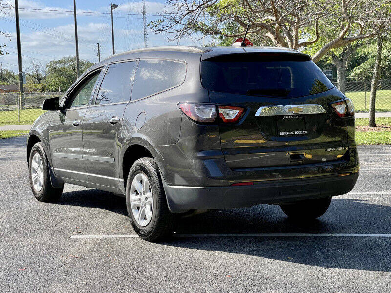 2016 Chevrolet Traverse SUV - $12,995