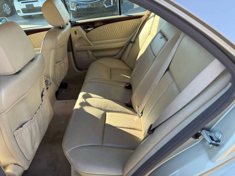 1996 Mercedes-Benz E-Class E 320