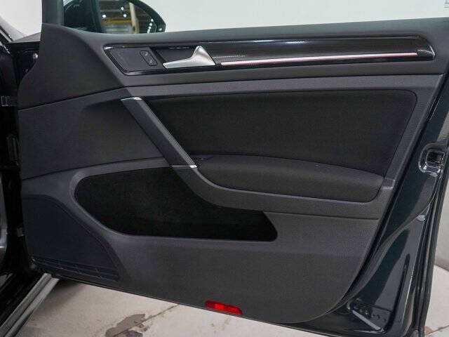 2017 Volkswagen Golf GTI S