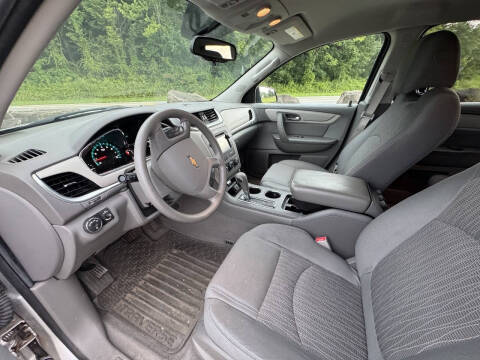 2017 Chevrolet Traverse LS